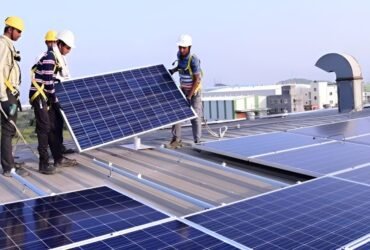 How Sun Coast Roofing & Solar Integrates Roof Repair and Solar Solutions for Optimal Energy Efficiency